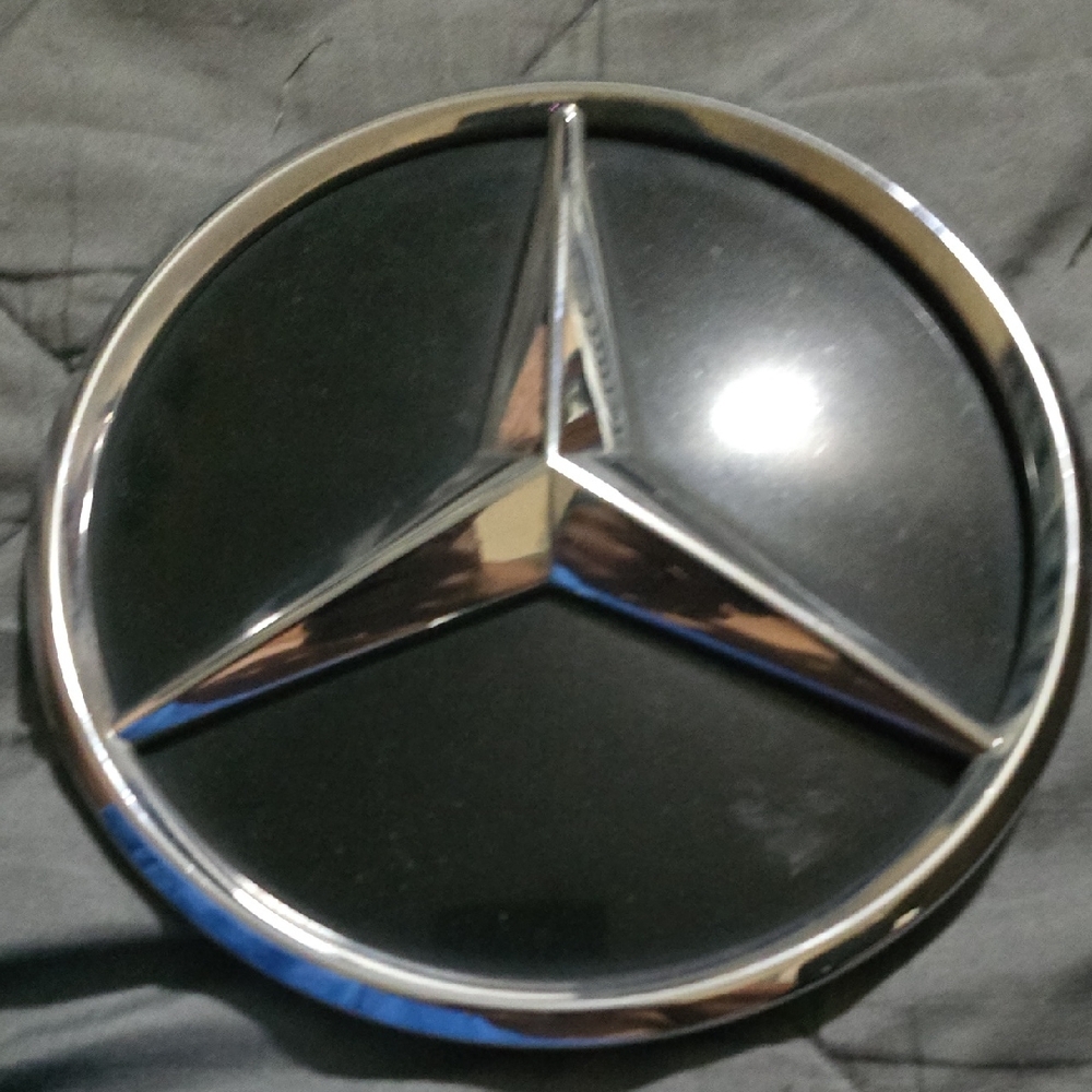 Mercedes-Benz Black and Silver Emblem